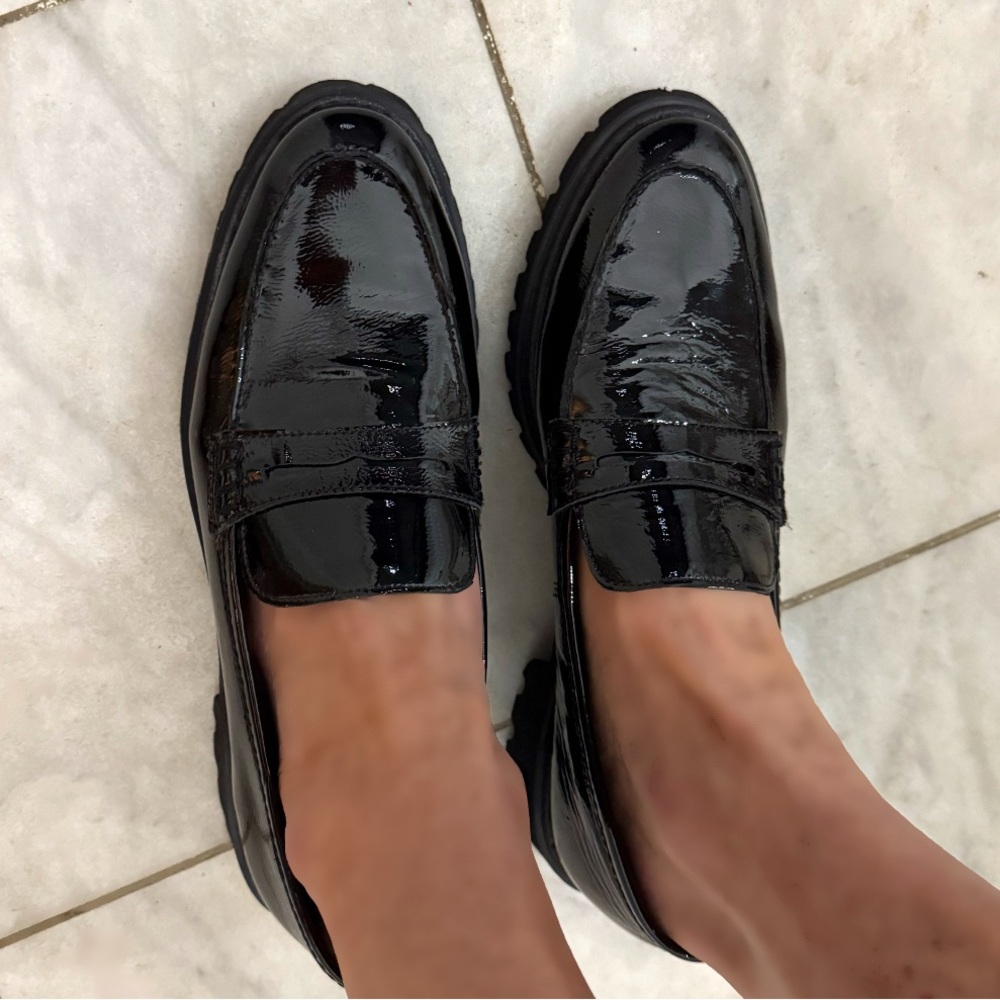 Black Patent Leather Loafers -
Size 10.5-11 - women’s- Ara- EUC - Picture 7 of 8